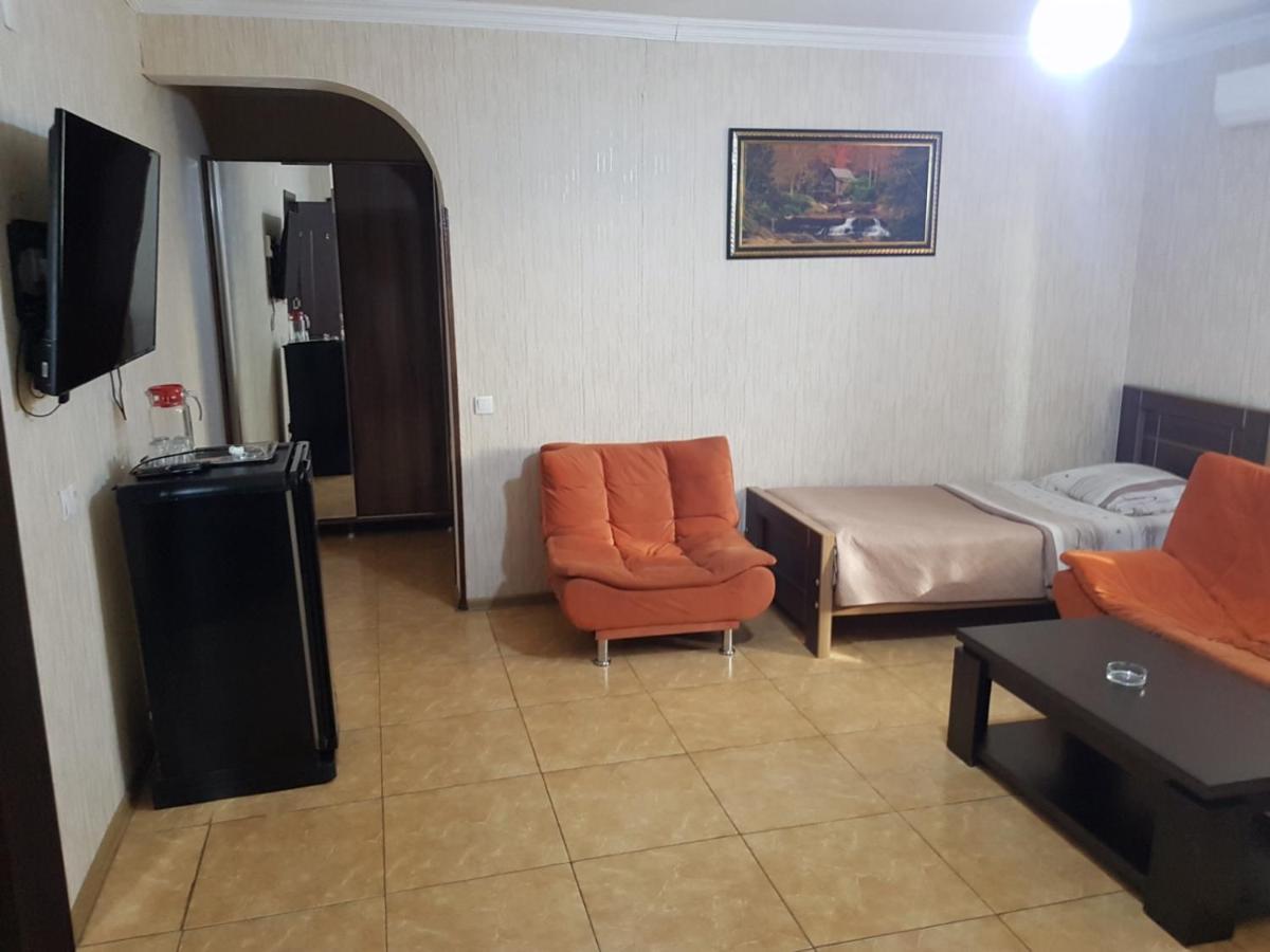 Hotel Selika Rustavi  Exterior photo